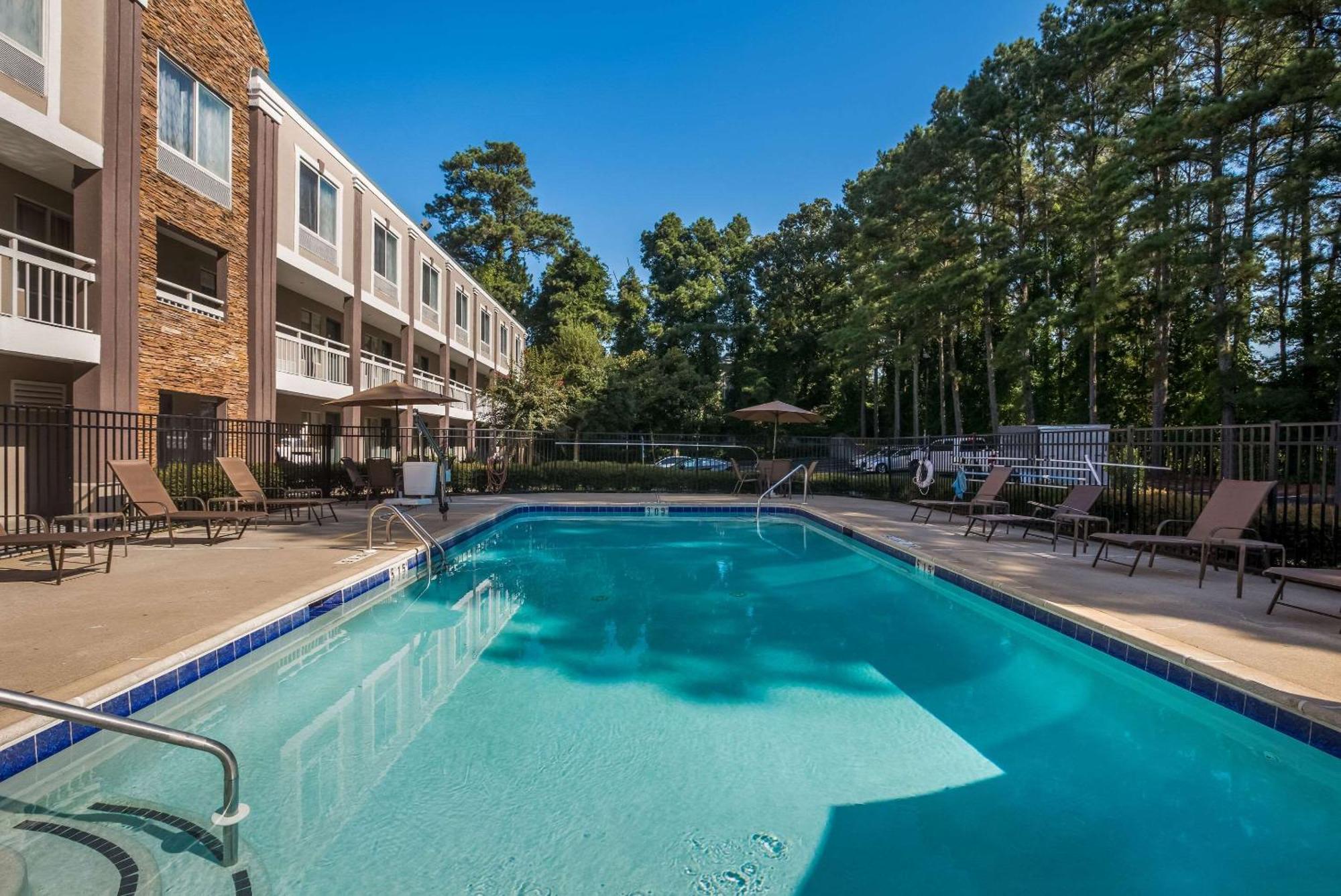 Quality Inn Northlake Tucker Exterior photo
