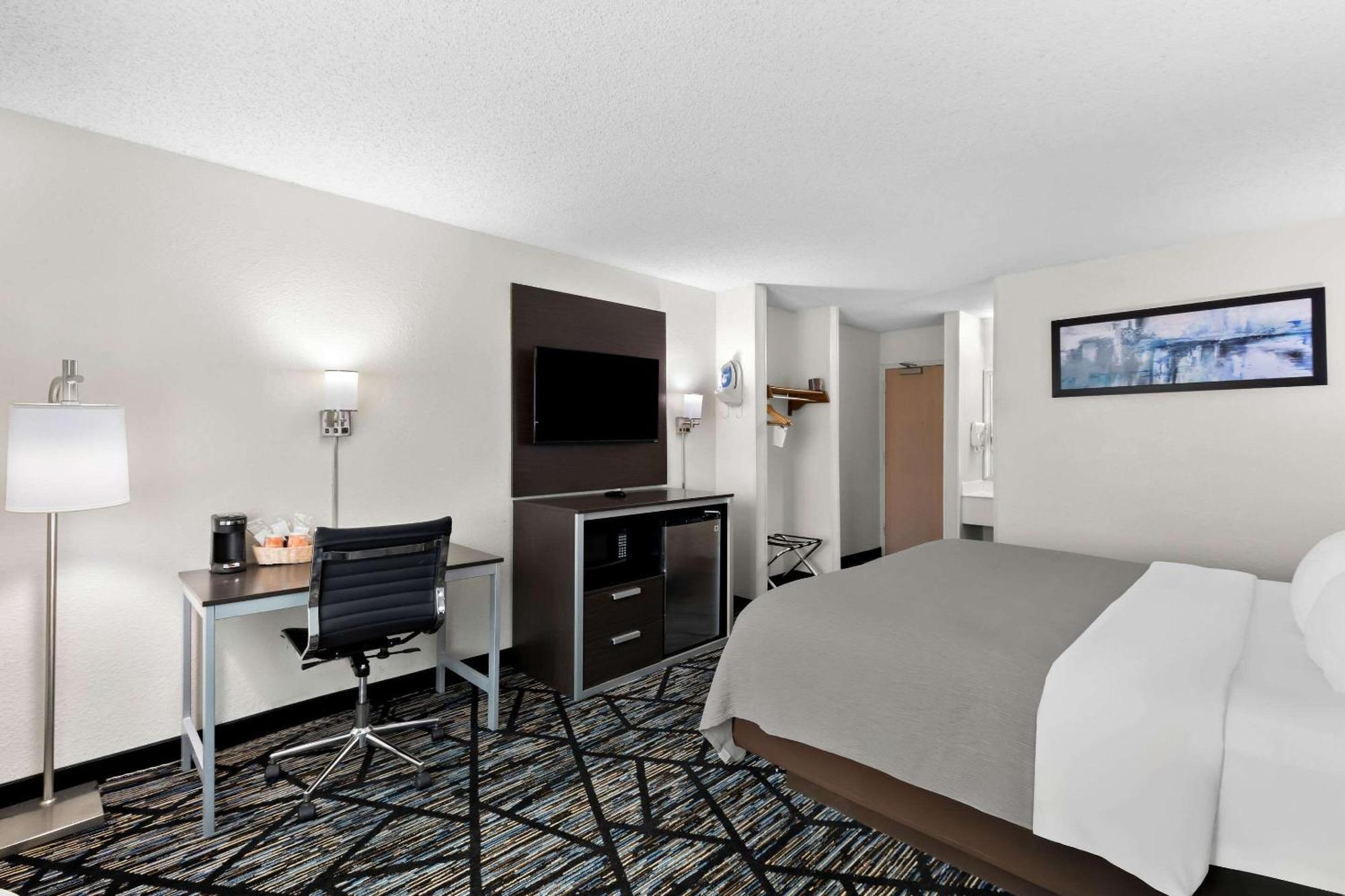 Quality Inn Northlake Tucker Exterior photo