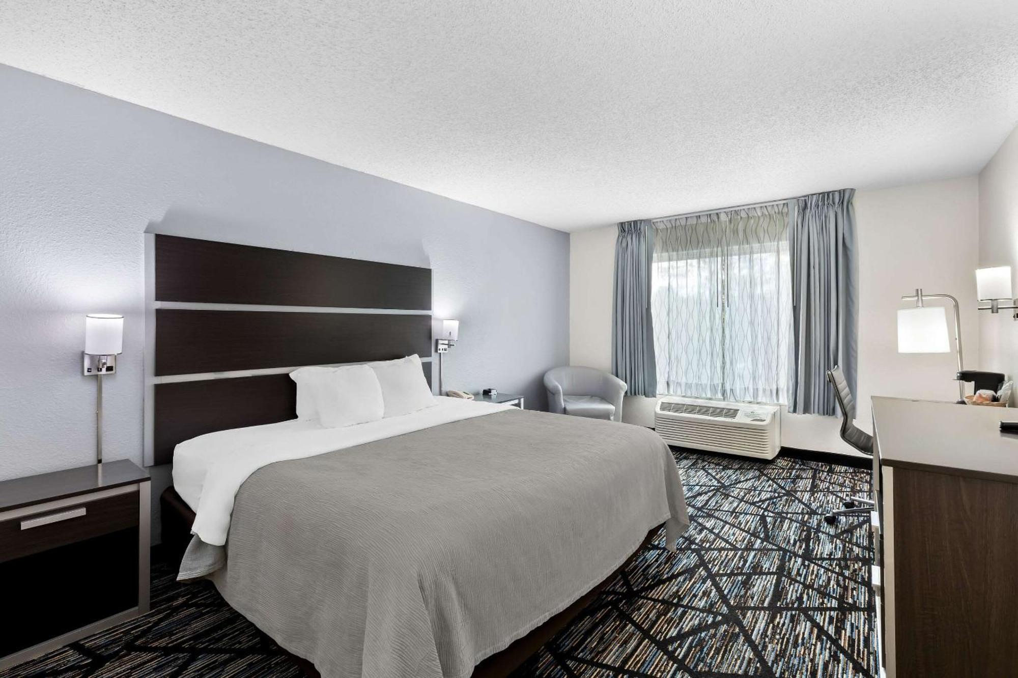 Quality Inn Northlake Tucker Exterior photo